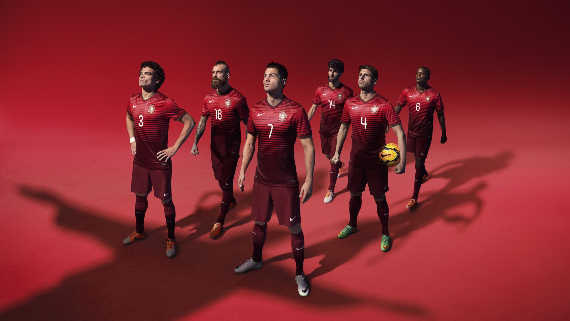 欧冠淘汰赛之夜,维尼修斯统治全场