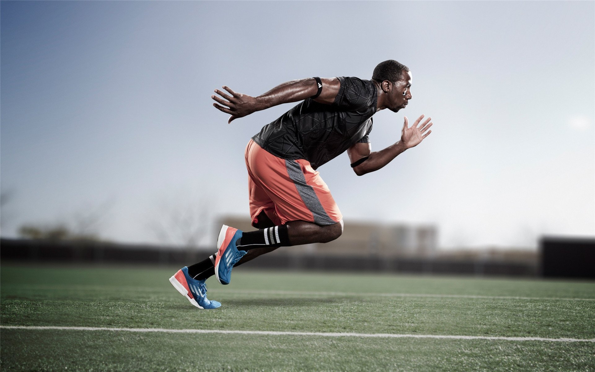 绿茵场上的历史回响，当德甲争冠战遇见伊朗绝杀阿根廷的启示