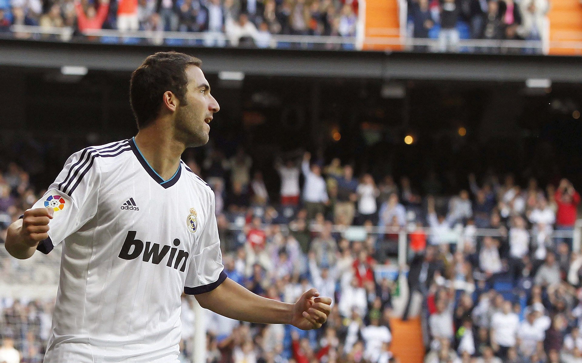 欧洲杯绝杀之夜，奥地利逆袭晋级，萨拉赫英超纪录再创新高